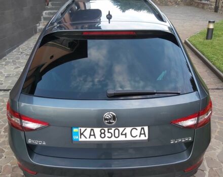 Сірий Шкода Суперб, об'ємом двигуна 1.6 л та пробігом 262 тис. км за 15900 $, фото 6 на Automoto.ua