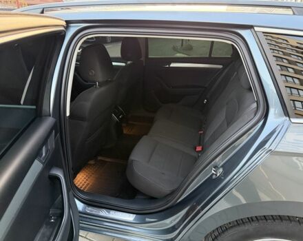 Серый Шкода Суперб, объемом двигателя 2 л и пробегом 245 тыс. км за 15000 $, фото 10 на Automoto.ua