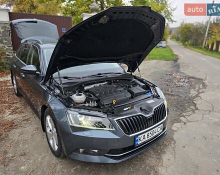 Серый Шкода Суперб, объемом двигателя 1.6 л и пробегом 262 тыс. км за 14000 $, фото 13 на Automoto.ua