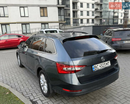 Сірий Шкода Суперб, об'ємом двигуна 2 л та пробігом 245 тис. км за 14900 $, фото 7 на Automoto.ua