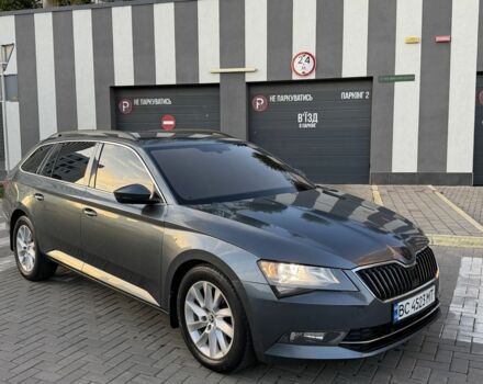 Серый Шкода Суперб, объемом двигателя 2 л и пробегом 245 тыс. км за 15000 $, фото 5 на Automoto.ua