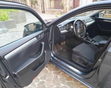 Сірий Шкода Суперб, об'ємом двигуна 1.6 л та пробігом 262 тис. км за 15900 $, фото 8 на Automoto.ua