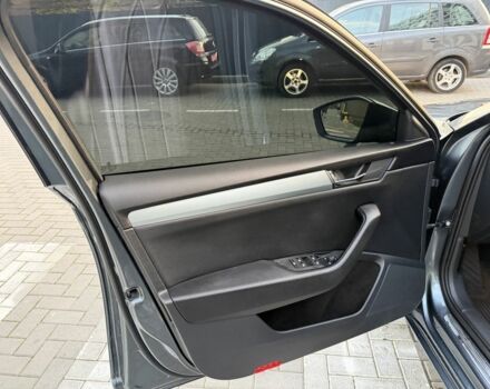 Серый Шкода Суперб, объемом двигателя 2 л и пробегом 245 тыс. км за 15000 $, фото 9 на Automoto.ua