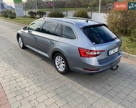 Серый Шкода Суперб, объемом двигателя 1.6 л и пробегом 341 тыс. км за 12500 $, фото 7 на Automoto.ua