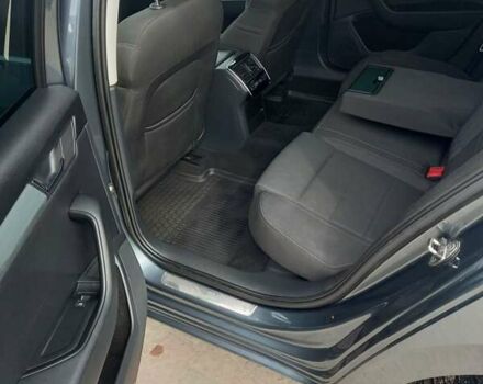 Серый Шкода Суперб, объемом двигателя 2 л и пробегом 244 тыс. км за 14000 $, фото 2 на Automoto.ua