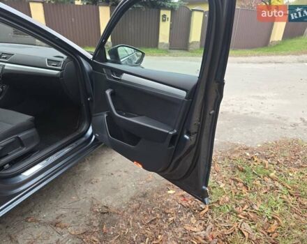 Серый Шкода Суперб, объемом двигателя 1.6 л и пробегом 262 тыс. км за 14000 $, фото 44 на Automoto.ua