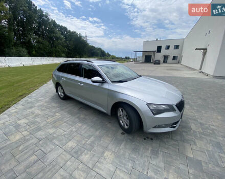 Серый Шкода Суперб, объемом двигателя 1.8 л и пробегом 296 тыс. км за 12350 $, фото 14 на Automoto.ua