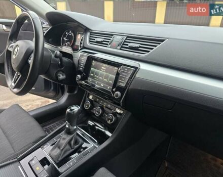 Серый Шкода Суперб, объемом двигателя 1.6 л и пробегом 262 тыс. км за 14000 $, фото 41 на Automoto.ua