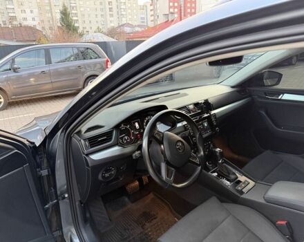 Серый Шкода Суперб, объемом двигателя 2 л и пробегом 245 тыс. км за 15000 $, фото 8 на Automoto.ua