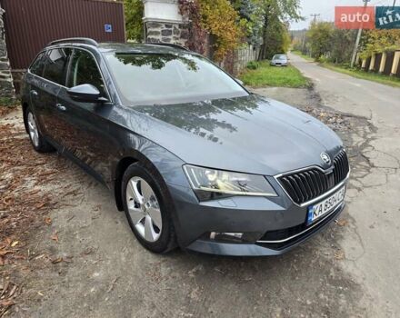 Серый Шкода Суперб, объемом двигателя 1.6 л и пробегом 262 тыс. км за 14000 $, фото 3 на Automoto.ua