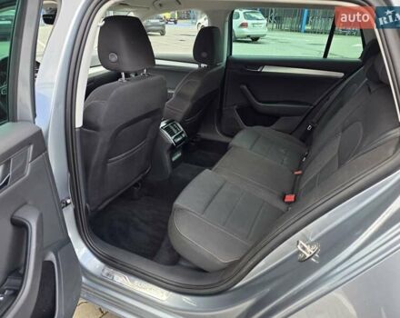 Серый Шкода Суперб, объемом двигателя 1.6 л и пробегом 270 тыс. км за 13500 $, фото 9 на Automoto.ua