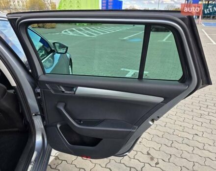 Серый Шкода Суперб, объемом двигателя 1.6 л и пробегом 270 тыс. км за 13500 $, фото 13 на Automoto.ua