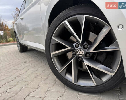 Шкода Суперб 2016 в Дрогобыче на Automoto.ua Серый Шкода Суперб, объемом двигателя 1.98 л и пробегом 250 тыс. км за 17150 $, фото 10 на Automoto.ua