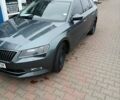 Серый Шкода Суперб, объемом двигателя 1.97 л и пробегом 300 тыс. км за 18000 $, фото 1 на Automoto.ua