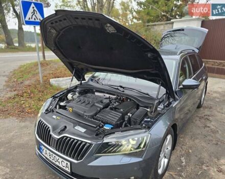 Шкода Суперб 2016 в Киеве на Automoto.ua Серый Шкода Суперб, объемом двигателя 2 л и пробегом 260 тыс. км за 14700 $, фото 15 на Automoto.ua