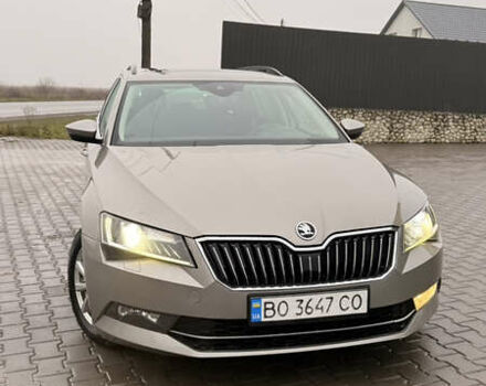 Серый Шкода Суперб, объемом двигателя 2 л и пробегом 270 тыс. км за 13800 $, фото 1 на Automoto.ua