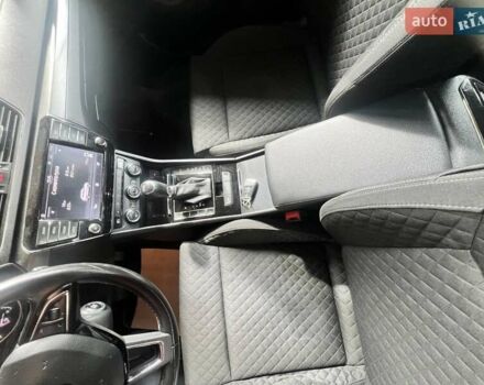 Серый Шкода Суперб, объемом двигателя 1.6 л и пробегом 230 тыс. км за 15000 $, фото 15 на Automoto.ua