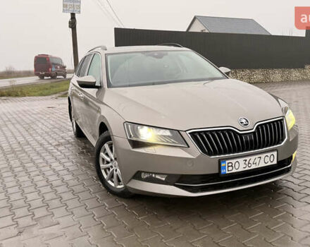 Серый Шкода Суперб, объемом двигателя 2 л и пробегом 270 тыс. км за 13800 $, фото 3 на Automoto.ua