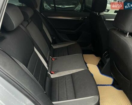 Серый Шкода Суперб, объемом двигателя 1.6 л и пробегом 273 тыс. км за 10900 $, фото 19 на Automoto.ua