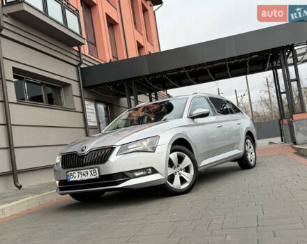 Сірий Шкода Суперб, об'ємом двигуна 1.97 л та пробігом 261 тис. км за 17999 $, фото 6 на Automoto.ua