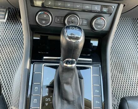 Сірий Шкода Суперб, об'ємом двигуна 2 л та пробігом 270 тис. км за 20000 $, фото 20 на Automoto.ua