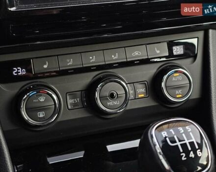 Сірий Шкода Суперб, об'ємом двигуна 1.8 л та пробігом 119 тис. км за 15999 $, фото 47 на Automoto.ua