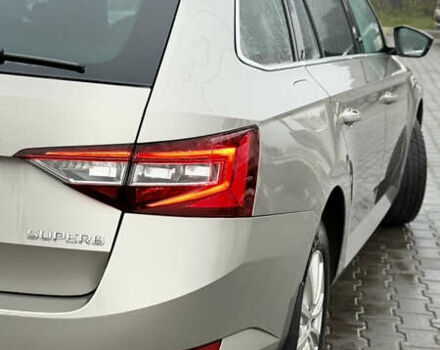 Серый Шкода Суперб, объемом двигателя 2 л и пробегом 270 тыс. км за 13800 $, фото 9 на Automoto.ua