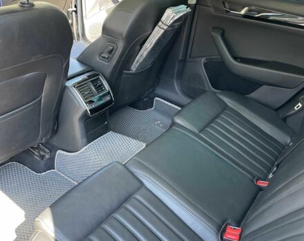 Сірий Шкода Суперб, об'ємом двигуна 2 л та пробігом 270 тис. км за 20000 $, фото 11 на Automoto.ua