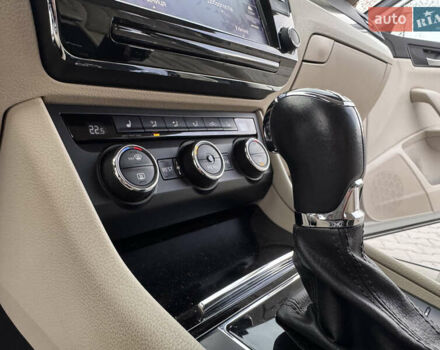 Шкода Суперб 2016 в Дрогобыче на Automoto.ua Серый Шкода Суперб, объемом двигателя 1.98 л и пробегом 250 тыс. км за 17150 $, фото 44 на Automoto.ua