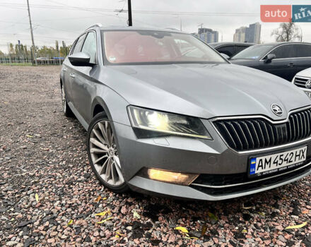 Серый Шкода Суперб, объемом двигателя 1.97 л и пробегом 290 тыс. км за 16400 $, фото 1 на Automoto.ua