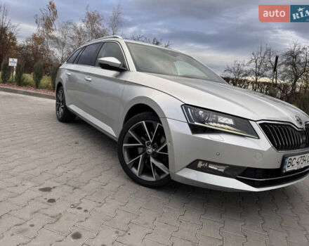 Шкода Суперб 2016 в Дрогобыче на Automoto.ua Серый Шкода Суперб, объемом двигателя 1.98 л и пробегом 250 тыс. км за 17150 $, фото 9 на Automoto.ua