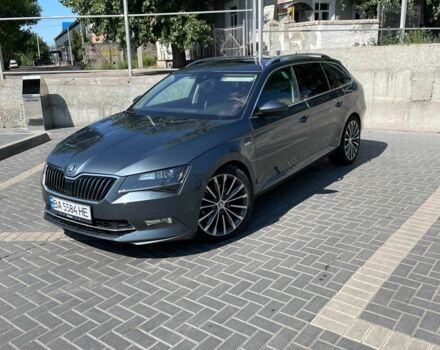 Сірий Шкода Суперб, об'ємом двигуна 2 л та пробігом 270 тис. км за 20000 $, фото 1 на Automoto.ua