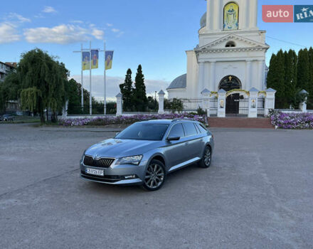 Сірий Шкода Суперб, об'ємом двигуна 1.97 л та пробігом 200 тис. км за 14500 $, фото 1 на Automoto.ua