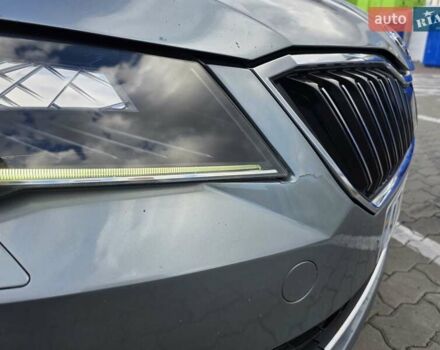 Серый Шкода Суперб, объемом двигателя 1.6 л и пробегом 270 тыс. км за 13500 $, фото 19 на Automoto.ua