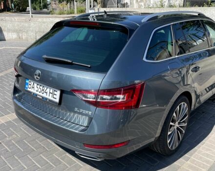 Сірий Шкода Суперб, об'ємом двигуна 2 л та пробігом 270 тис. км за 20000 $, фото 6 на Automoto.ua