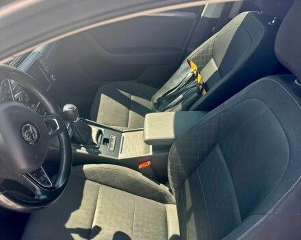 Серый Шкода Суперб, объемом двигателя 1.6 л и пробегом 256 тыс. км за 12999 $, фото 3 на Automoto.ua