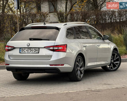 Шкода Суперб 2016 в Дрогобыче на Automoto.ua Серый Шкода Суперб, объемом двигателя 1.98 л и пробегом 250 тыс. км за 17150 $, фото 17 на Automoto.ua