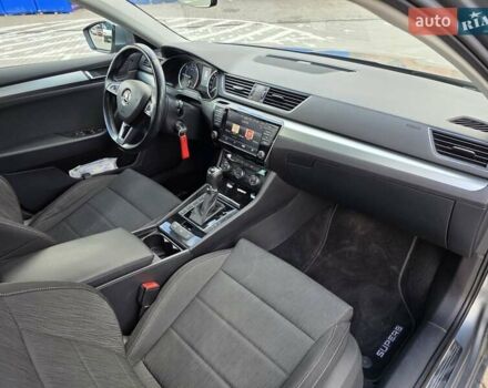 Серый Шкода Суперб, объемом двигателя 1.6 л и пробегом 270 тыс. км за 13500 $, фото 20 на Automoto.ua
