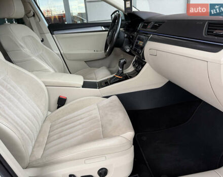 Сірий Шкода Суперб, об'ємом двигуна 1.97 л та пробігом 261 тис. км за 17999 $, фото 42 на Automoto.ua