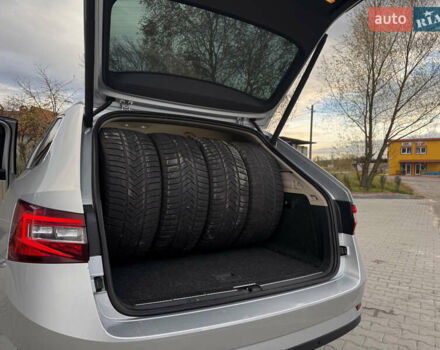 Шкода Суперб 2016 в Дрогобыче на Automoto.ua Серый Шкода Суперб, объемом двигателя 1.98 л и пробегом 250 тыс. км за 17150 $, фото 25 на Automoto.ua