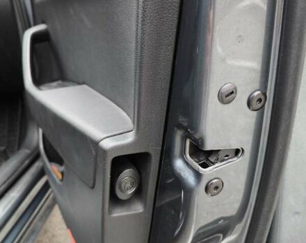 Серый Шкода Суперб, объемом двигателя 1.6 л и пробегом 260 тыс. км за 14500 $, фото 4 на Automoto.ua