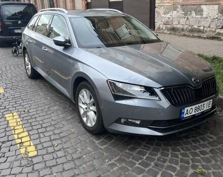 Серый Шкода Суперб, объемом двигателя 1.6 л и пробегом 230 тыс. км за 15000 $, фото 4 на Automoto.ua