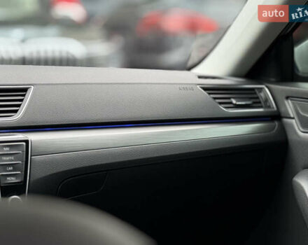 Серый Шкода Суперб, объемом двигателя 2 л и пробегом 239 тыс. км за 18500 $, фото 28 на Automoto.ua