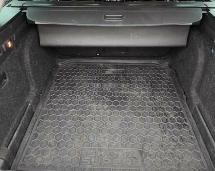 Серый Шкода Суперб, объемом двигателя 1.6 л и пробегом 260 тыс. км за 14500 $, фото 7 на Automoto.ua