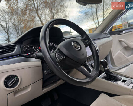 Шкода Суперб 2016 в Дрогобыче на Automoto.ua Серый Шкода Суперб, объемом двигателя 1.98 л и пробегом 250 тыс. км за 17150 $, фото 42 на Automoto.ua