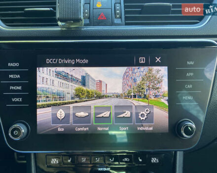 Сірий Шкода Суперб, об'ємом двигуна 1.97 л та пробігом 240 тис. км за 18000 $, фото 32 на Automoto.ua