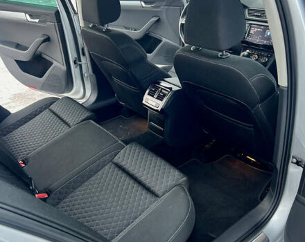 Серый Шкода Суперб, объемом двигателя 1.97 л и пробегом 265 тыс. км за 16000 $, фото 23 на Automoto.ua