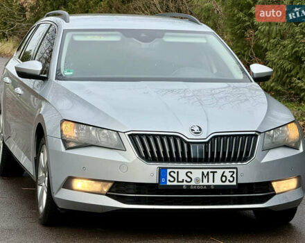 Сірий Шкода Суперб, об'ємом двигуна 2 л та пробігом 217 тис. км за 13950 $, фото 2 на Automoto.ua