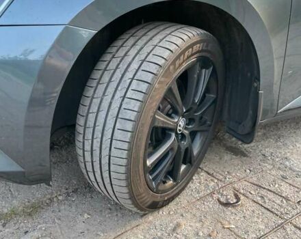 Сірий Шкода Суперб, об'ємом двигуна 2 л та пробігом 360 тис. км за 15500 $, фото 9 на Automoto.ua