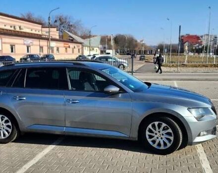 Серый Шкода Суперб, объемом двигателя 1.6 л и пробегом 255 тыс. км за 15200 $, фото 10 на Automoto.ua
